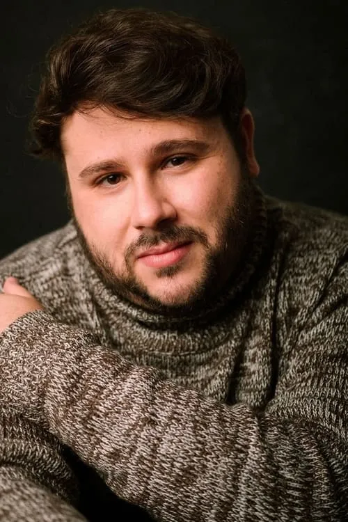 Gonzalo Caps en su biografía y filmografía