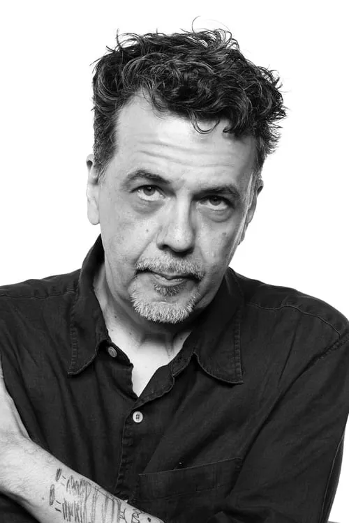 Professor Morono ha trabajado con Gorman Bechard en 1 ocasiones