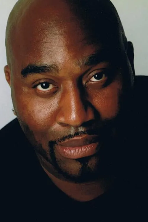 Goûchy Boy interpretando a Bogdan