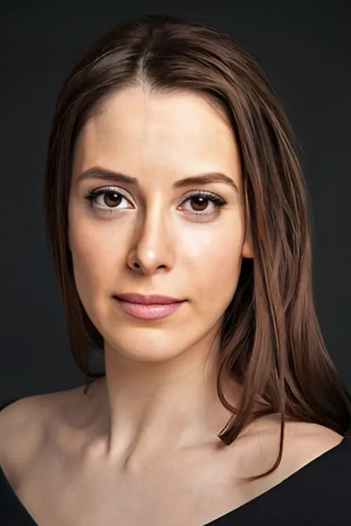 Foto de perfil del actor Gözde Türkpençe en el reparto