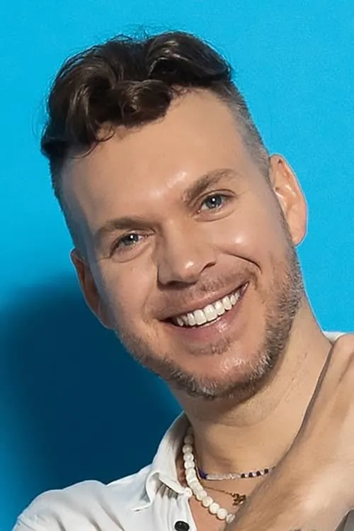 Graham Breitenstein interpretando a Self - Dancer