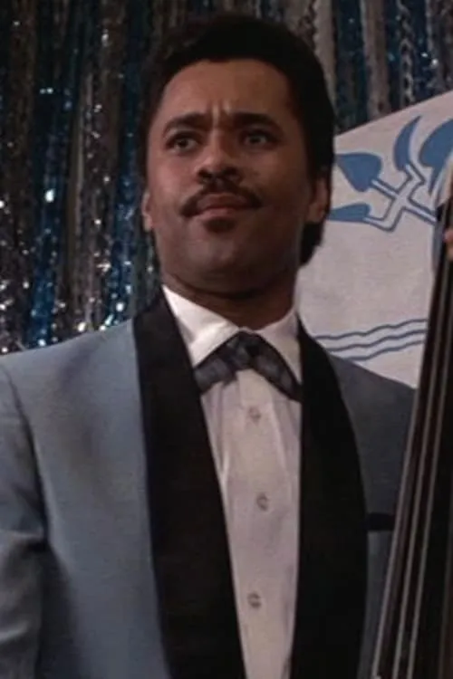 Charles Gherardi ha trabajado con Granville 'Danny' Young en 1 ocasiones