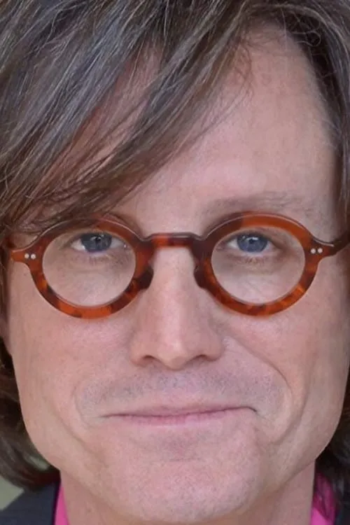 Andrew Pirozzi ha trabajado con Greg Cope White en 1 ocasiones