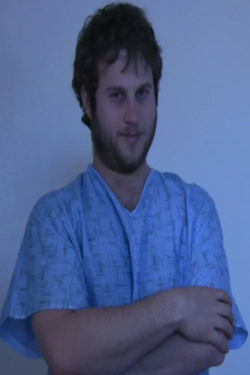 Michael Lakota Dillon ha trabajado con Greggory Bogëv Lodin en 2 ocasiones