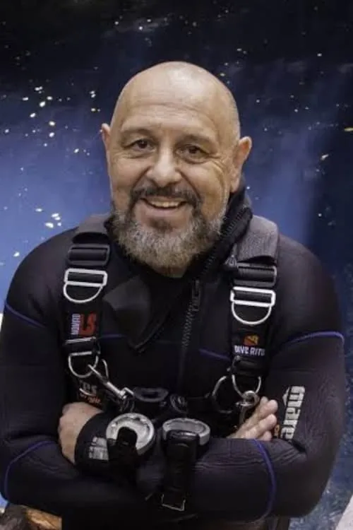 Josh Bernstein ha trabajado con Guillermo De Anda en 1 ocasiones