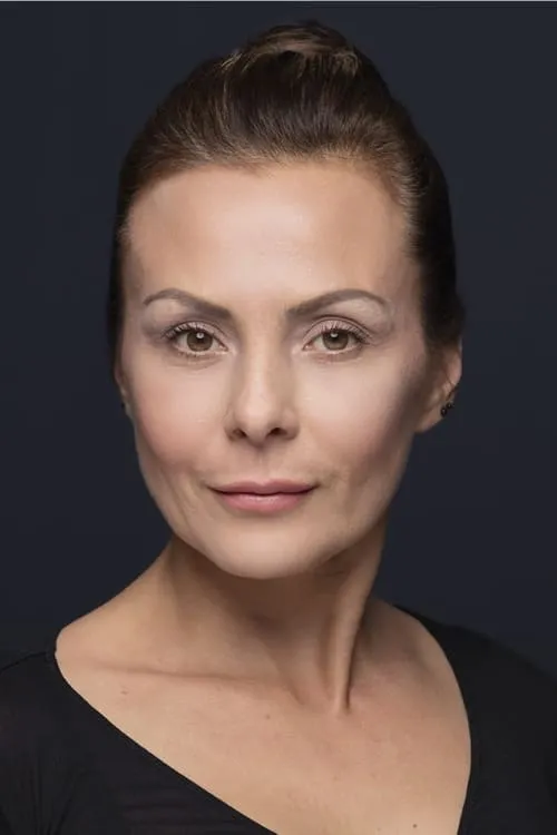 Günay İbicioğlu — personaje: Gazeteci Nilgün