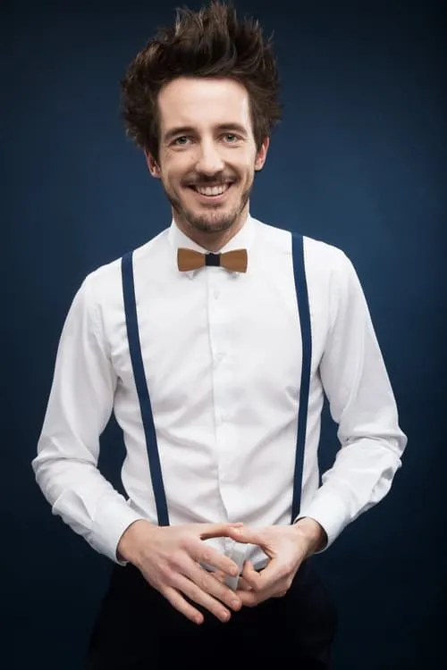 Gus en su biografía y filmografía