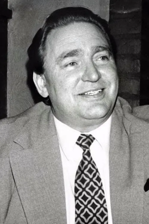 Gustav Winckler interpretando a Sanger