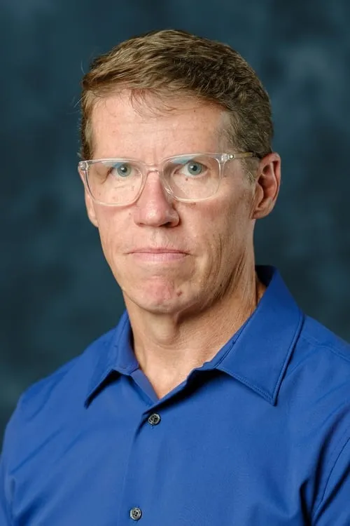 Jamie Kaler ha trabajado con Guy Moon en 1 ocasiones