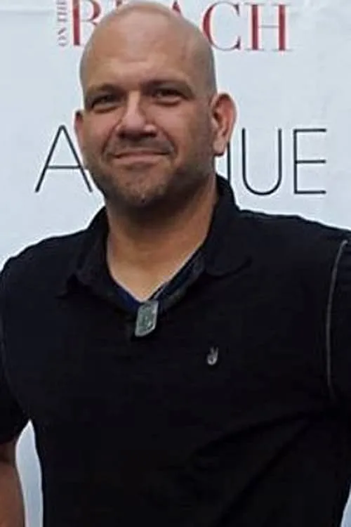 Marc Chouen ha trabajado con Guy Sparks en 1 ocasiones