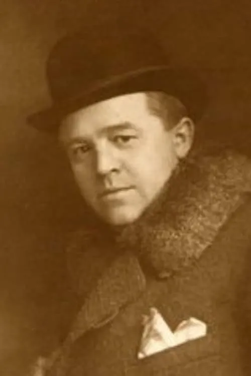 Erno Mihályi ha trabajado con Gyula Csortos en 2 ocasiones