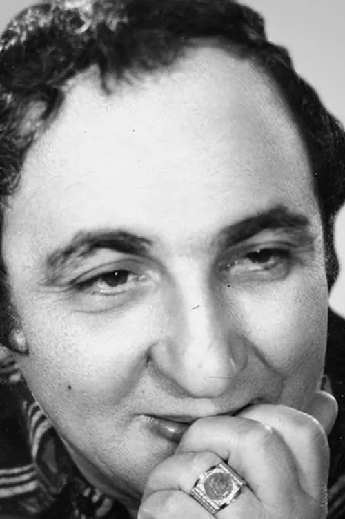 Hadjibaba Baghirov interpretando a Sirbala