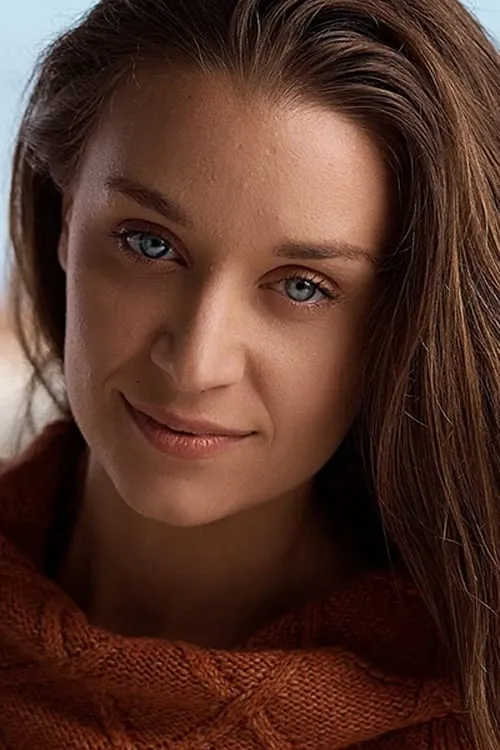 Brynda Mattox ha trabajado con Hailee Lipscomb en 1 ocasiones