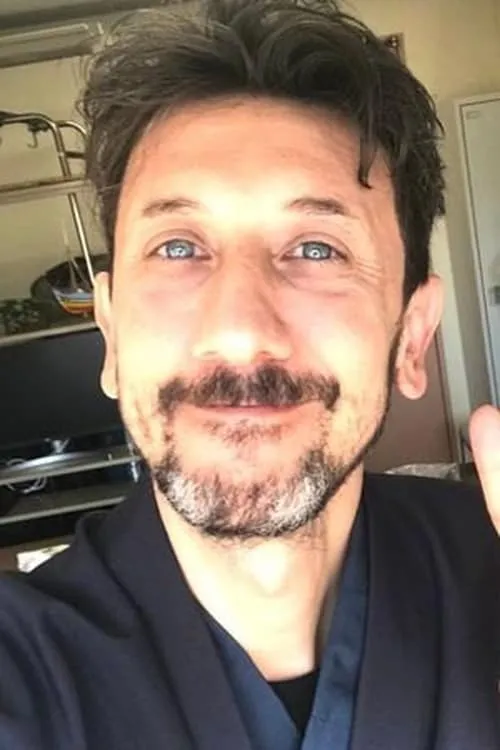 Can Akalin ha trabajado con Halit Mızraklı en 1 ocasiones