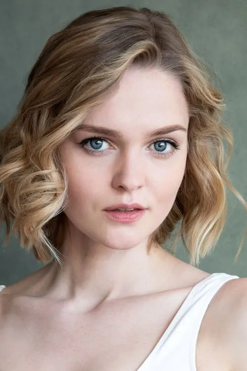 Gwenlyn Cumyn ha trabajado con Hallea Jones en 1 ocasiones