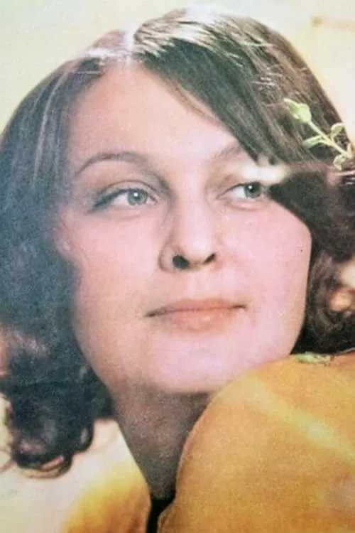 Halyna Dovhozvyaha interpretando a Anya and Styopa's Mother