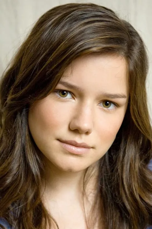 Hanna Mangan Lawrence interpretando a Chasely