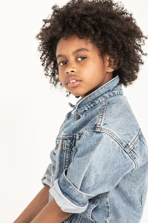 Tien Tran ha trabajado con Hannah Love Jones en 1 ocasiones