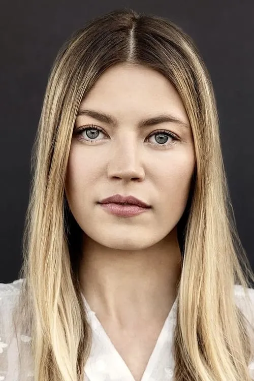 Brianne Moncrief ha trabajado con Hannah McKechnie en 1 ocasiones