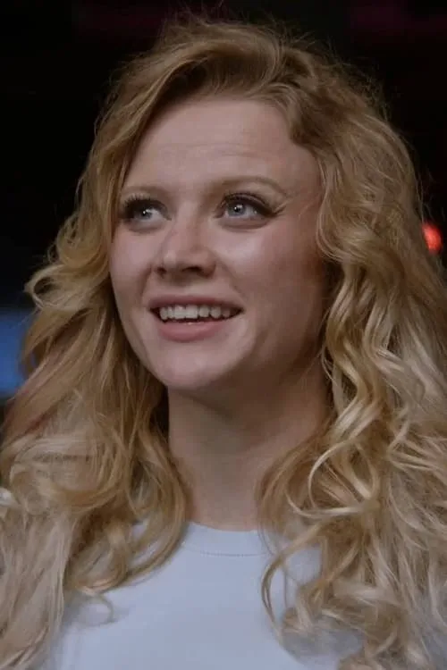 Hannah Tullett interpretando a Devon