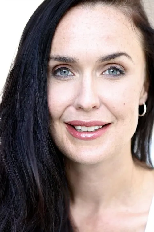 Lexi Giovagnoli ha trabajado con Hannah Whiteoak en 5 ocasiones