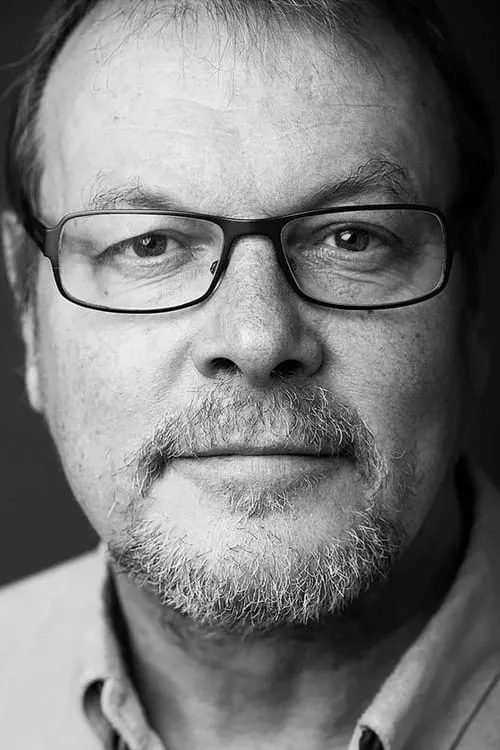 Ken Vedsegaard ha trabajado con Hans Henrik Clemensen en 3 ocasiones