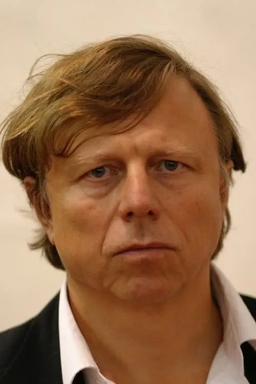 Hafed Benotman ha trabajado con Hans Peter Cloos en 1 ocasiones