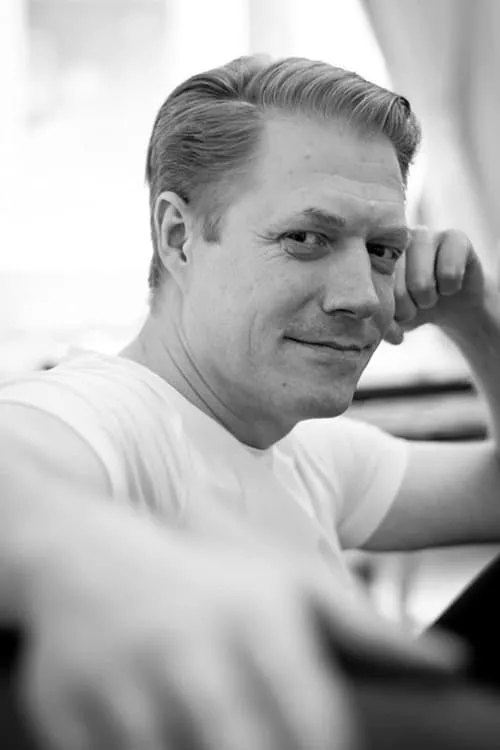 Bleona ha trabajado con Hans Peterson en 1 ocasiones