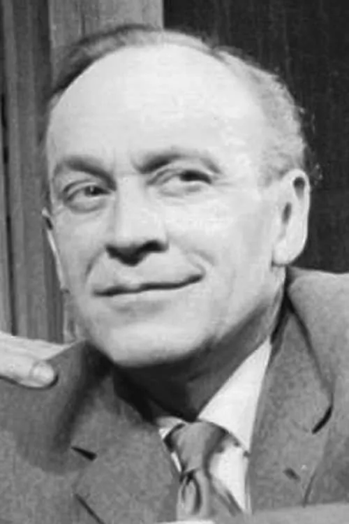 Hans Strååt interpretando a Ronny's Father