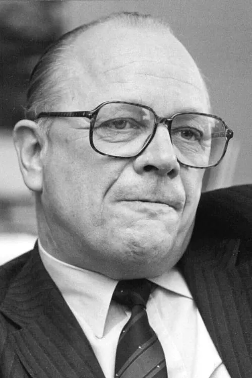 Harald Molander interpretando a 