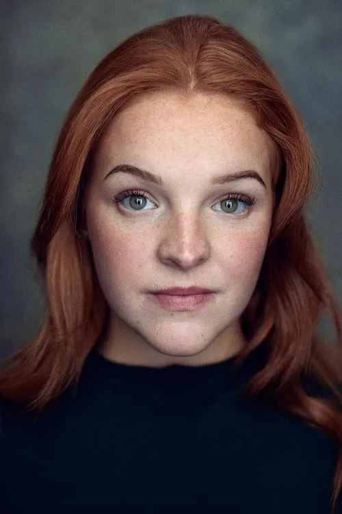 Harley Bird interpretando a Piper