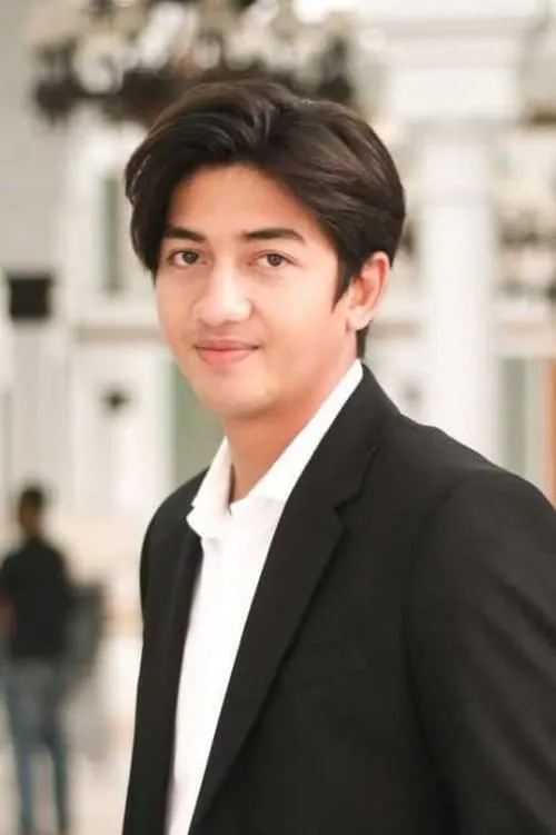 Harris Illano interpretando a Rendi