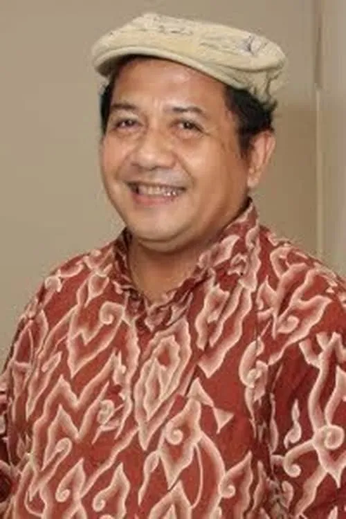 Harry de Fretes interpretando a 