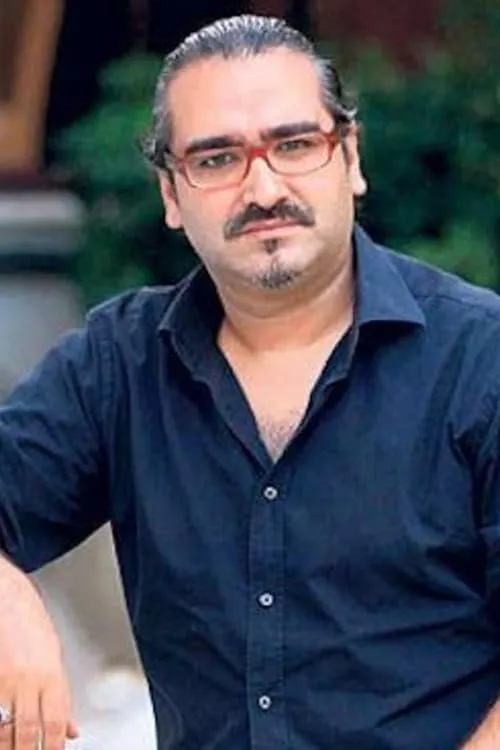 Biray Dalkiran ha trabajado con Hasan Karacadağ en 1 ocasiones