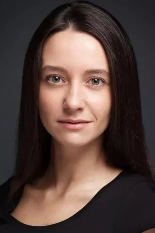 Hazal Kadak en su biografía y filmografía