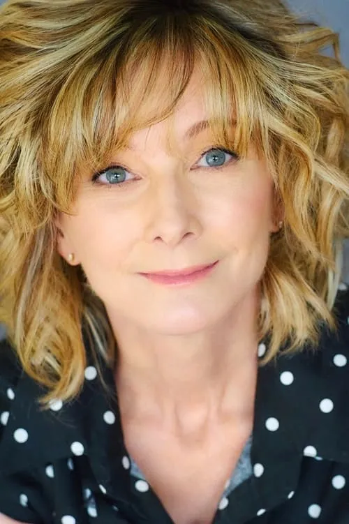 Heather Lee interpretando a Mrs.Gazzo