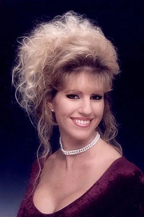 Heather St. Clair interpretando a (archive footage)