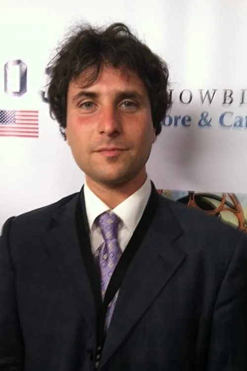 Wayne Chou ha trabajado con Hebron Simckes-Joffe en 1 ocasiones