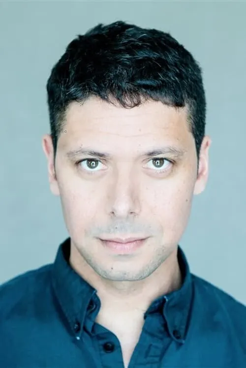 Hédi Tillette de Clermont-Tonnerre — personaje: Robin de Luzac