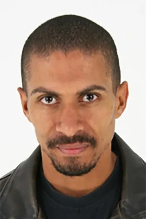 Danny Ross ha trabajado con Hein De Vries en 1 ocasiones