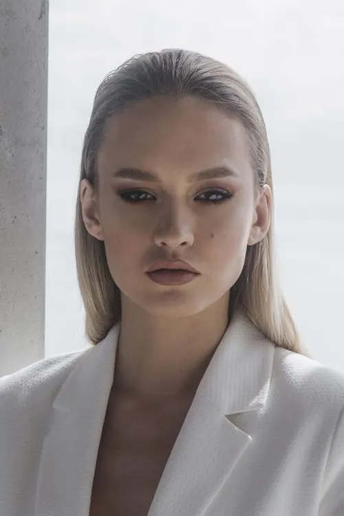 Loris Curci ha trabajado con Helen Babic en 1 ocasiones