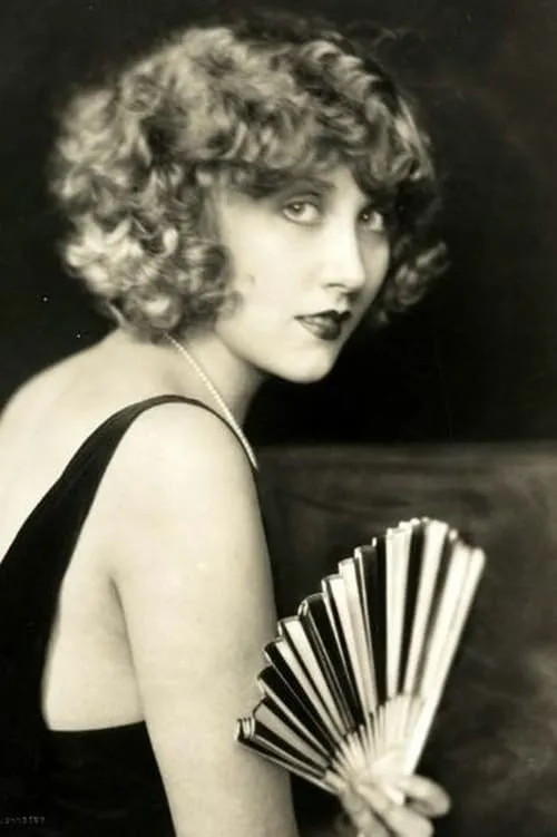 May Vokes ha trabajado con Helen Lee Worthing en 1 ocasiones