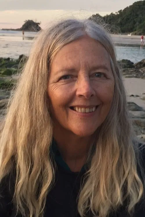 Bill Devall ha trabajado con Helena Norberg-Hodge en 1 ocasiones