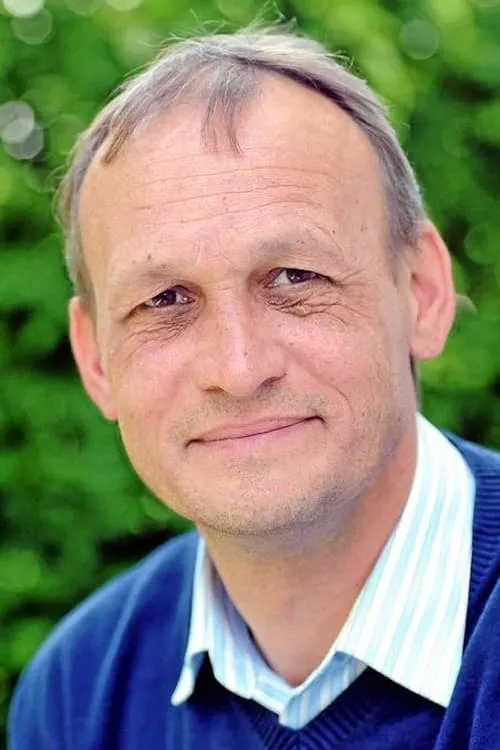 Walter Ulbricht ha trabajado con Helmut Müller-Enbergs en 1 ocasiones