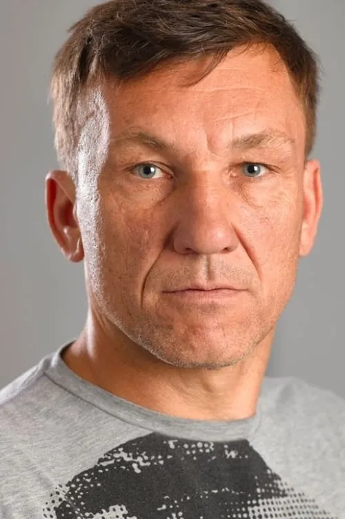 Helmuth Häusler interpretando a Zucco