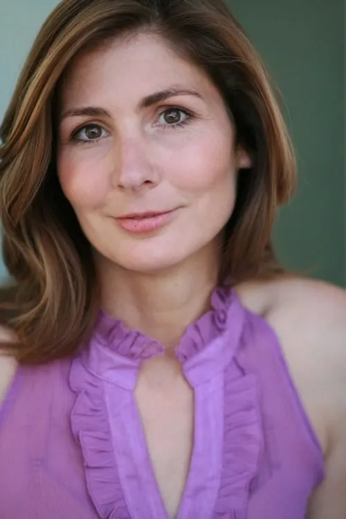 Henree Alyse interpretando a Totonka girl #1