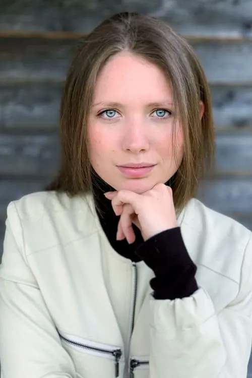 Theo Maalek ha trabajado con Henrietta Rauth en 1 ocasiones