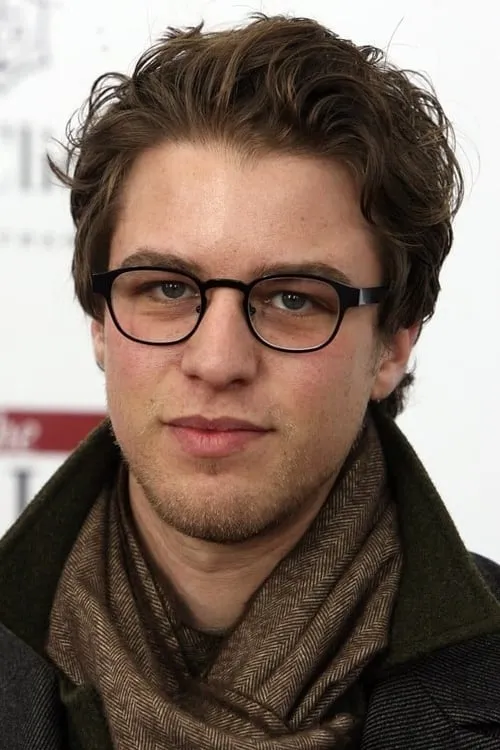 Nev Schulman ha trabajado con Henry Joost en 2 ocasiones