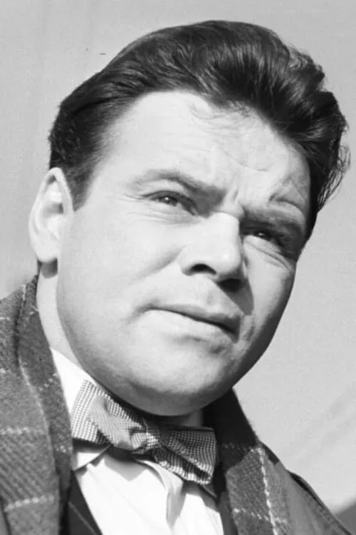 Henryk Staszewski interpretando a Driver, Gang Member