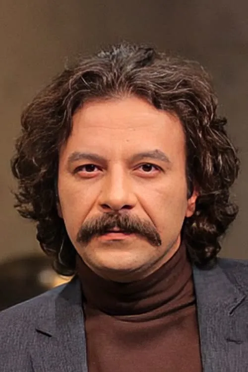 Afsaneh Bayegan ha trabajado con Hesam Manzour en 1 ocasiones